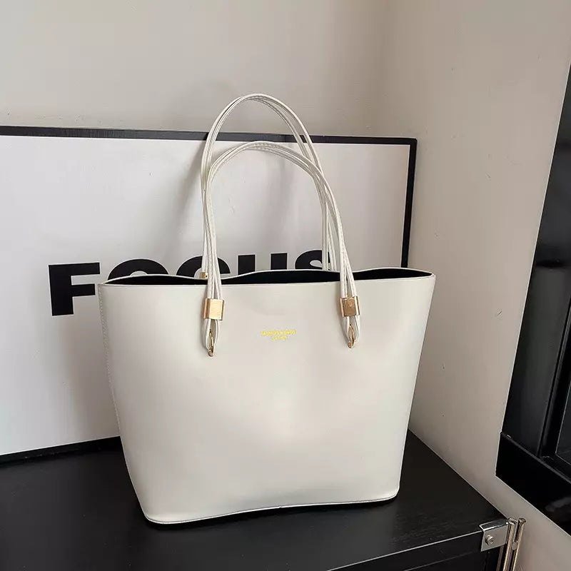 Large Tote Bag for Women – Elegant Minimalist Shoulder Bag for Work