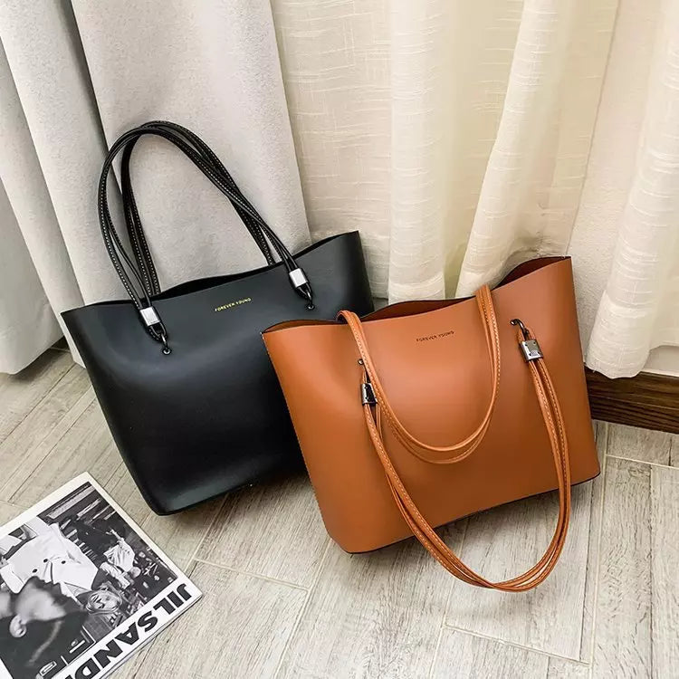 Large Tote Bag for Women – Minimalist Shoulder Bag with Spacious Interior for Everyday Use
