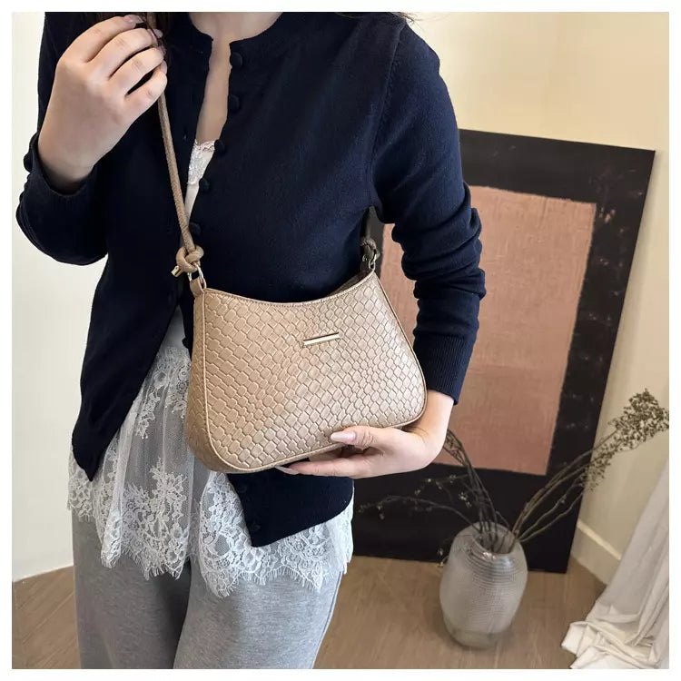 Shoulder Bag for Women – Woven Texture PU Leather Shoulder Purse with Zipper Closure